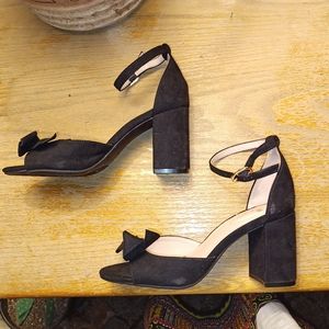 Black bandolino heels size 5